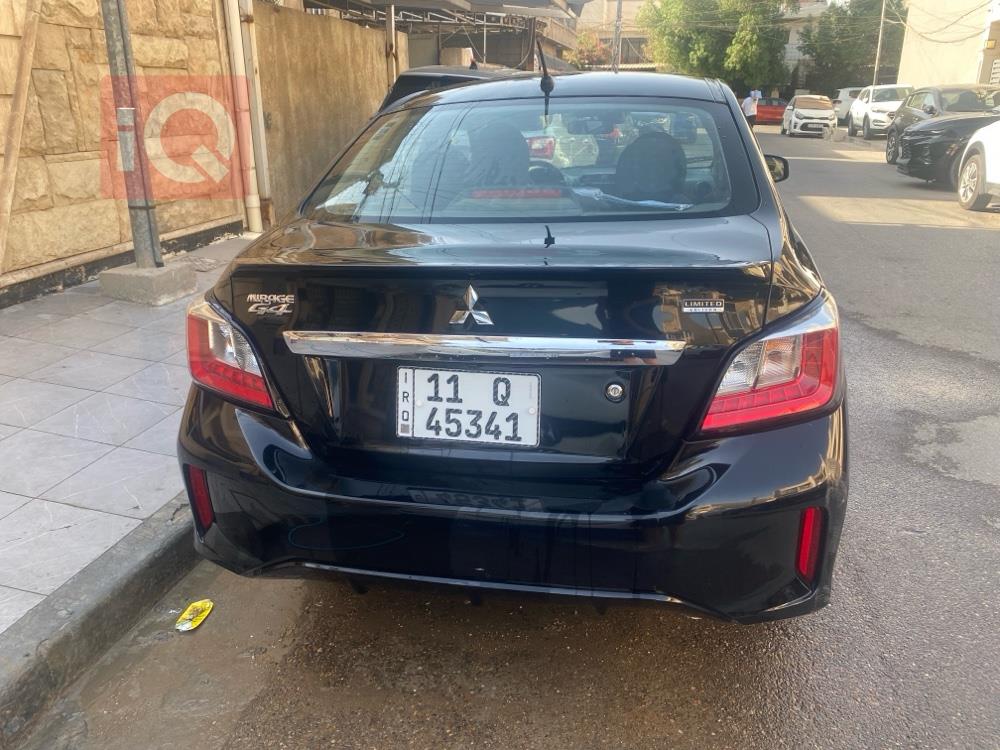 Mitsubishi Mirage G4
